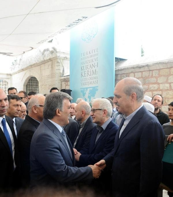 Erdoğan, Gül ve Davutoğlu cenazede buluştu