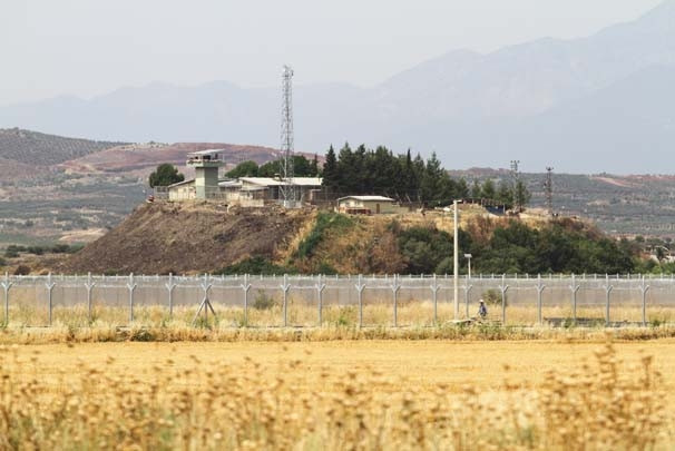 İşte Suriye sınırında son durum: Akıllı kuleler yapılıyor