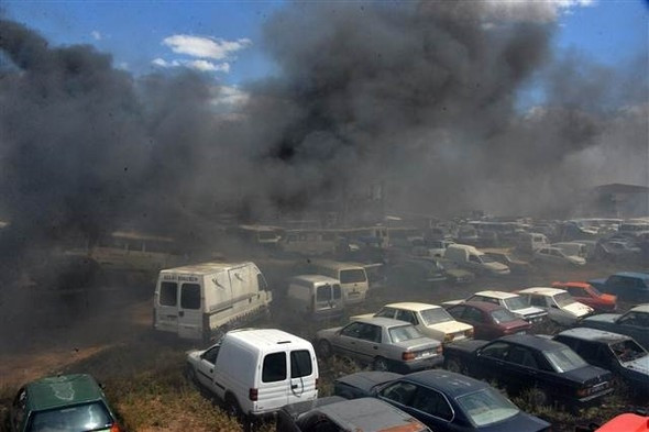 Konya'da otoparkta 70 araç kül oldu !