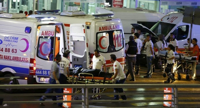 Saldırıdan sağ kurtulan gencin ağabeyinden dünyayı ağlatan mesaj!