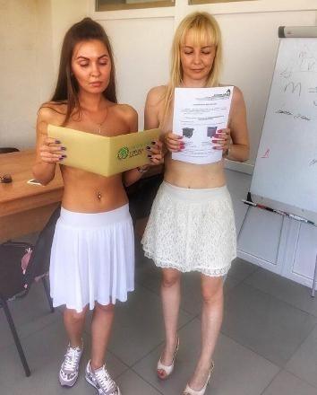 Devlet başkanı 'soyunarak çalışın' emrini verince...