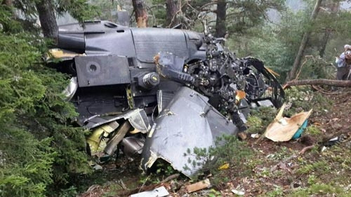Düşen helikopterin enkazından ilk fotoğraflar