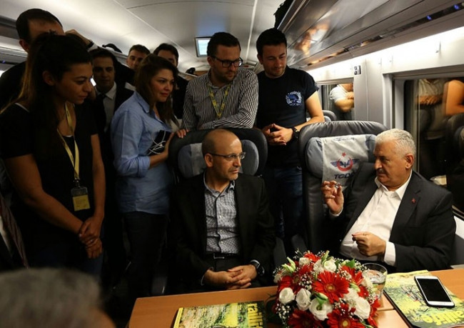 Başbakan Yıldırım'ın yüzüğünün sırrı ortaya çıktı !