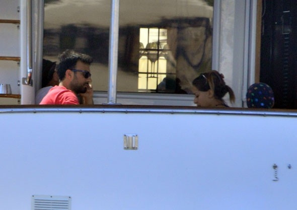 Tarkan ve Dilek balayında !