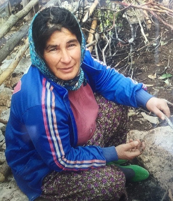Kaynanasını ve 4 yaşındaki çocuğu vurdu