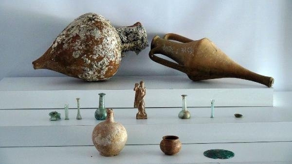 İstanbul'da 2 bin yıllık afrodit heykeli yakalandı