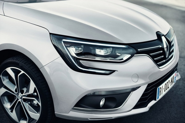 İşte yeni Renault Megane Sedan