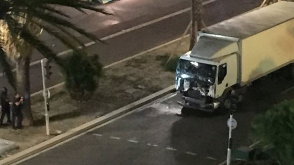 Fransa'da kamyon dehşeti: 84 ölü, 50 ağır yaralı