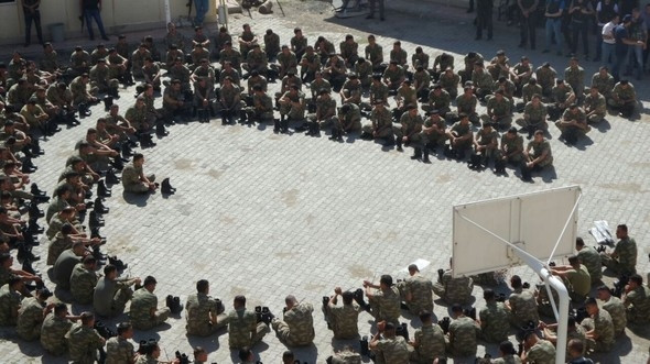 Şırnak'ta yüzlerce asker gözaltında