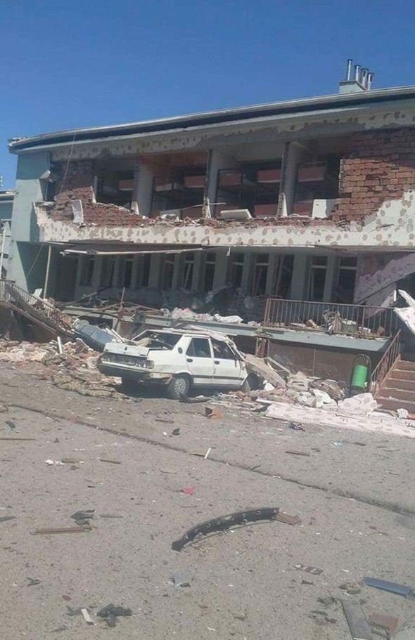 Özel Harekat Daire Başkanlığı savaş alanına döndü