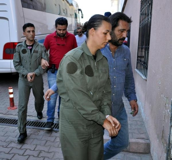 8 nakliye uçağını izinsiz uçuran 39 askere gözaltı