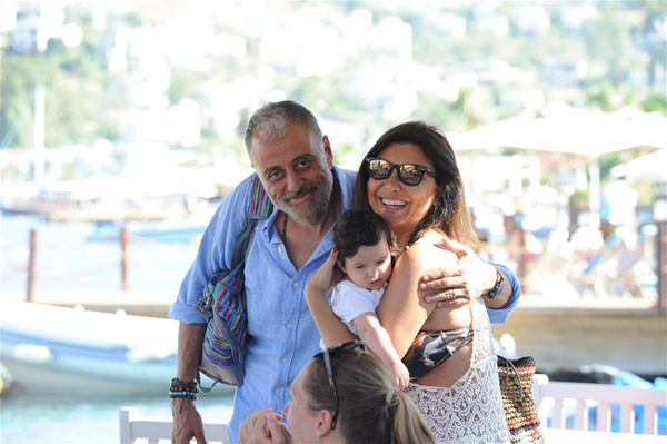 Hamdi Alkan görenleri şaşırtıyor