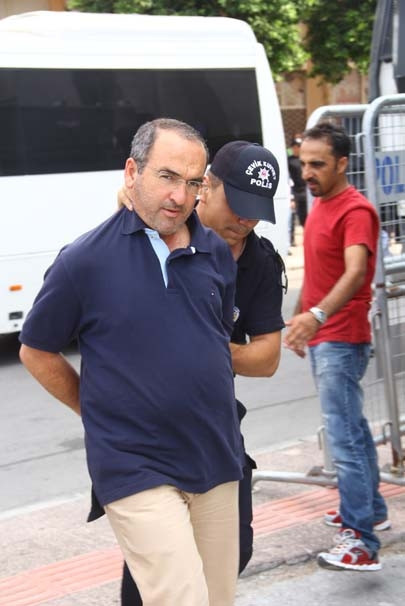Polis darbecilerin başını eğmesine izin vermedi