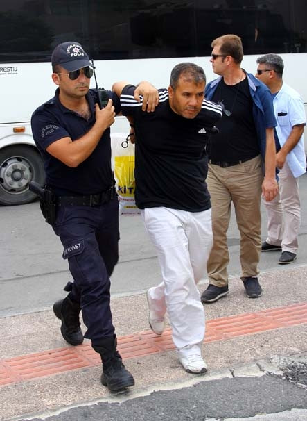 Polis darbecilerin başını eğmesine izin vermedi