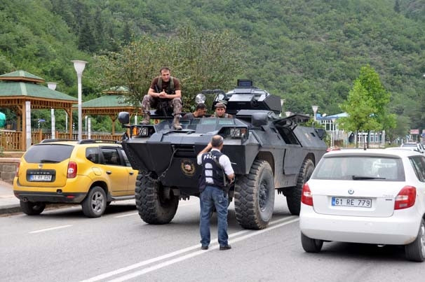 Maçka'da çatışmalar sürüyor !