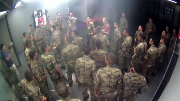 Vodofone Arena'ya helikopterle inmişler