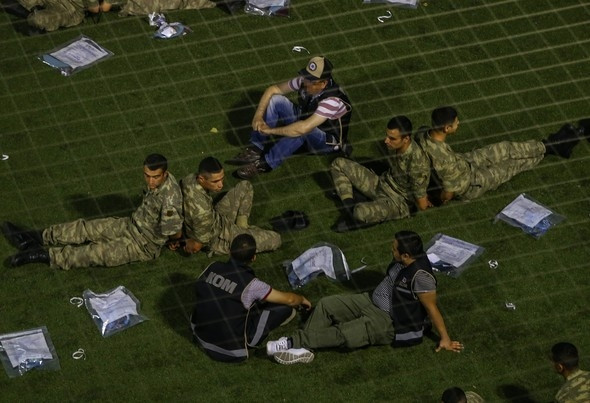 Cumhurbaşkanlığı Muhafız Alayı'nda 28 asker serbest