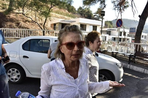 Nazlı Ilıcak gözaltına alındı !