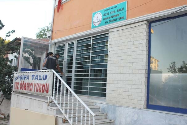 FETÖ'cüler kaçmak için tünel yapmış !