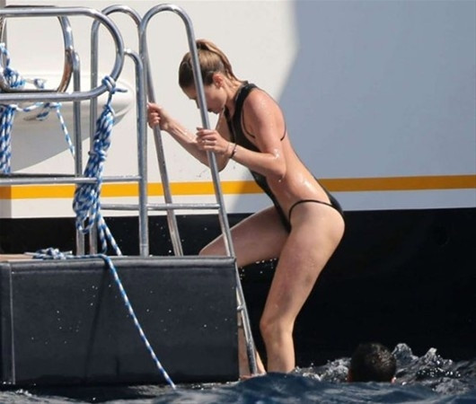Doutzen Kroes partiye damgasını vurdu