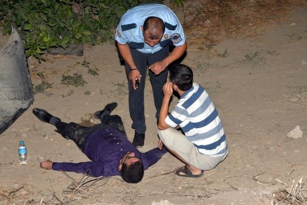 Polis yaralı genci böyle hayatta tuttu