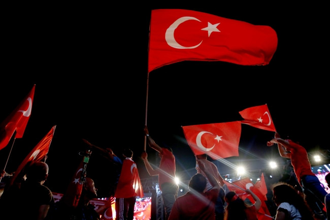 Halk darbeyi FETÖ’nün yaptığından emin