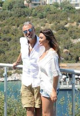 Hamdi Alkan ile Selen Görgüzel Bodrum tatilinde