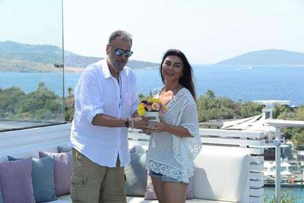 Hamdi Alkan ile Selen Görgüzel Bodrum tatilinde