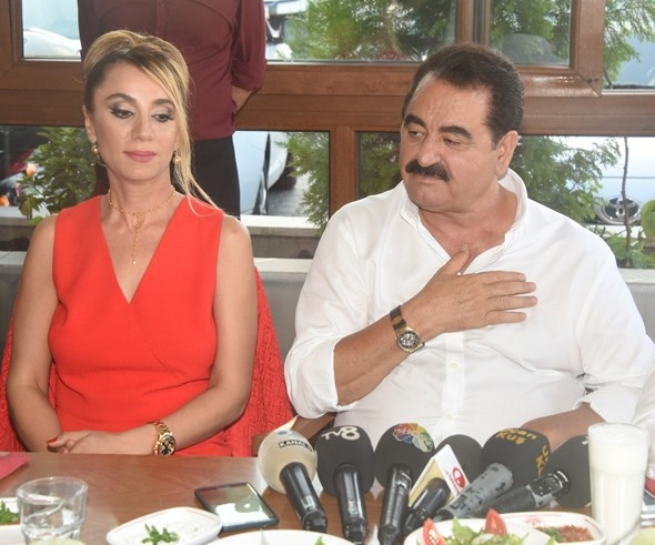 İmparator nikah masasına oturuyor