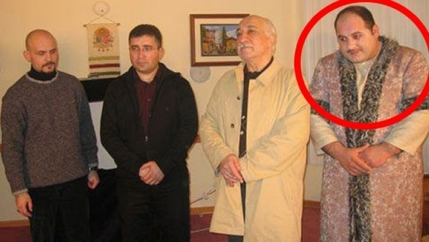 Kaftanlı FETÖ'cü tanıdık çıktı !