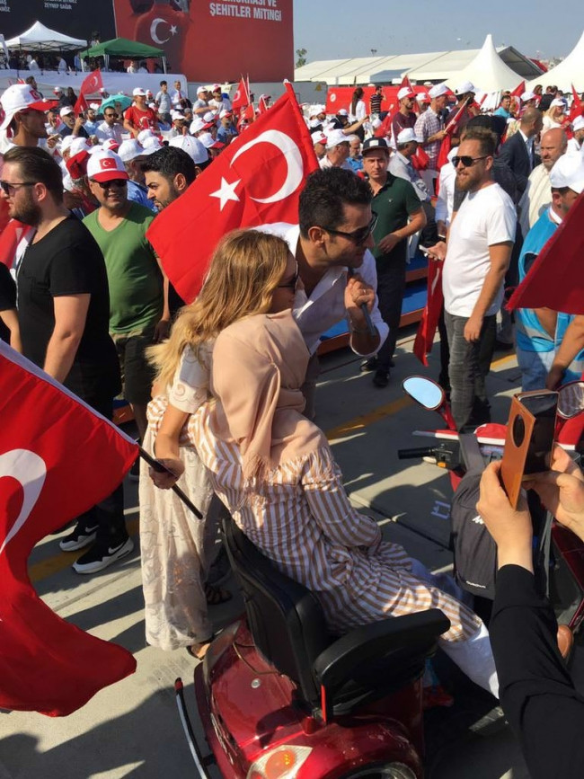 Ünlü isimler tarihi mitingde !