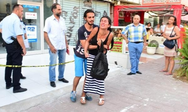 Arkadaşları uyuyor sandı, karısı yıkıldı...