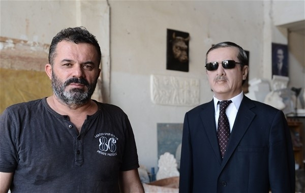 500 kişiden topladığı saçı kullandı ve...
