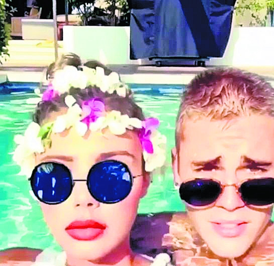Justin Bieber çırılçıplak