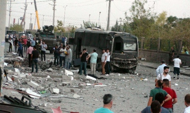 Mardin'deki terör saldırısının izleri gün ağarınca ortaya çıktı