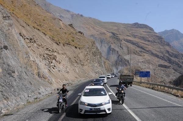 Hakkarililer resti çekti: "Irak'a göçeriz"