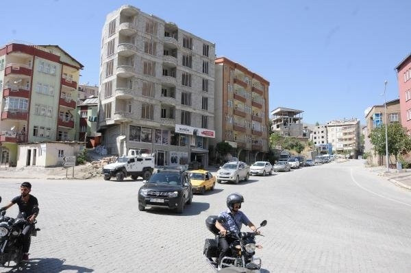 Hakkarililer resti çekti: "Irak'a göçeriz"