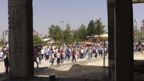 Mardin’de cami inşaatı çöktü: 5 işçi yaralı
