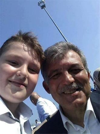 Sosyal medya bu çocuğu konuşuyor