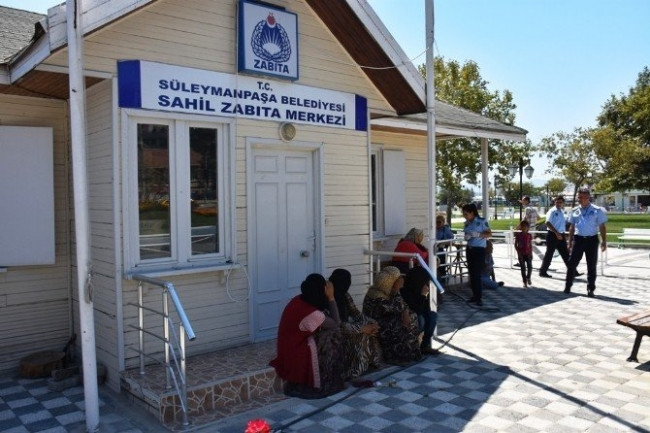 Dilencilerin üzerinden çıkan defter şaşkına çevirdi