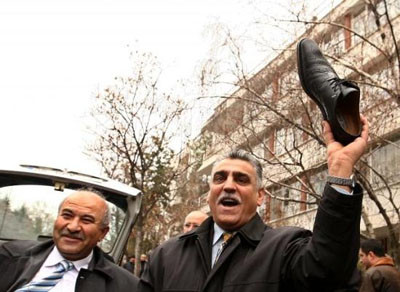 Iraklı gazeteciye destek yürüyüşü