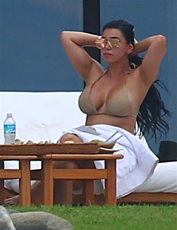 Kim Kardashian dublör kullandı