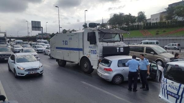 D-100'de arkadan TOMA çarptı...
