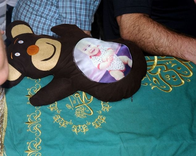Oyuncu İsrafil Köse'ye gözyaşlarıyla veda