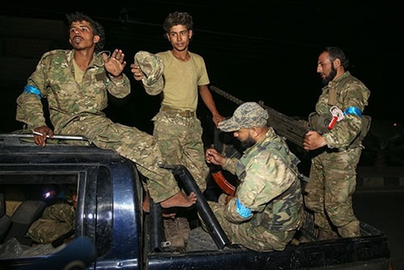ÖSO mensupları Cerablus'a girdi