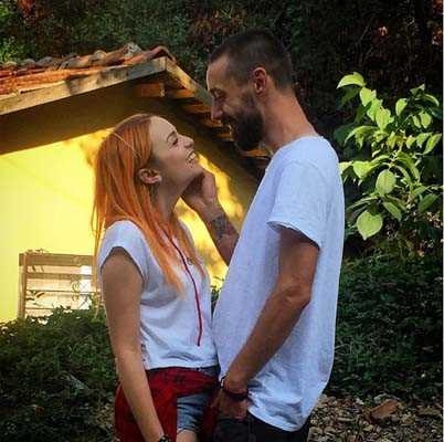Nilperi Şahinkaya, Yusuf Ömer Sınav ile aşk yaşıyor