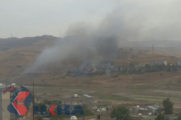Cizre'de bomba yüklü araçla saldırı
