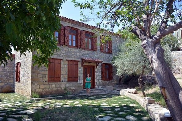 Bu köyde ev fiyatları şoke ediyor!
