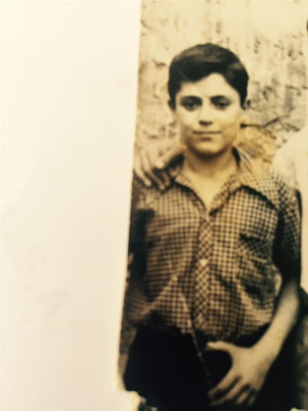 İşte ünlülerin gençlik yılları