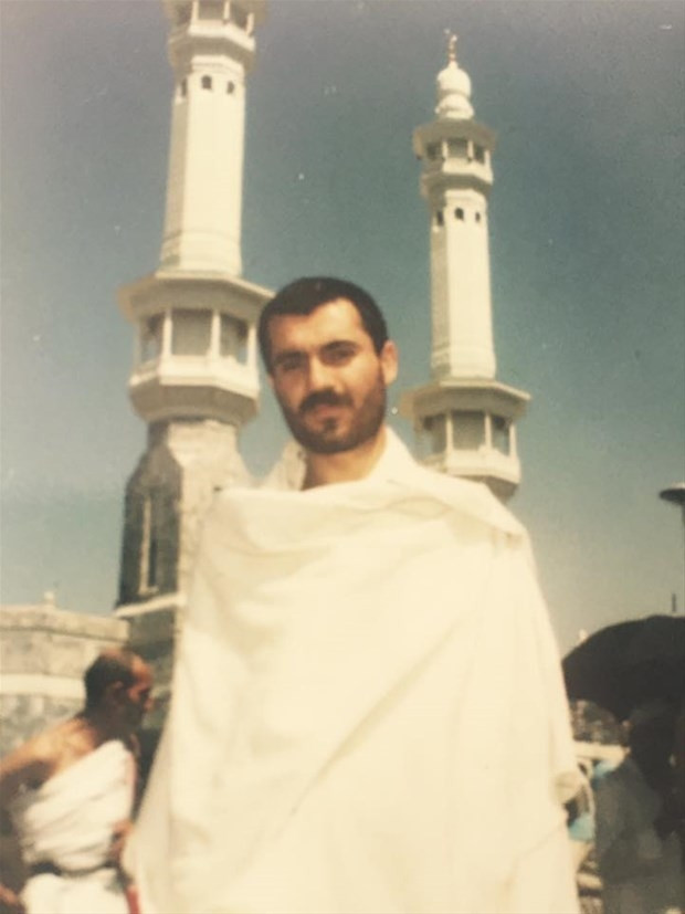 İşte ünlülerin gençlik yılları
